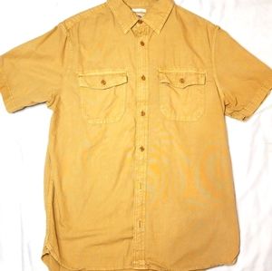 Men's short sleeve button up shirt